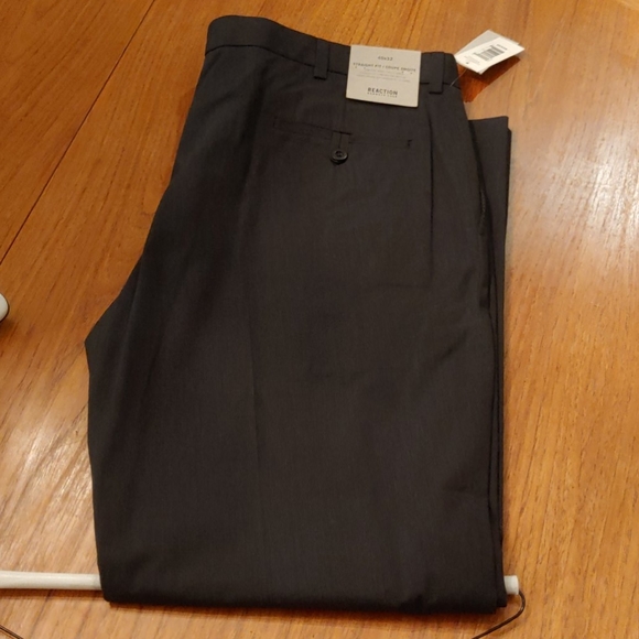 NWT 40x32 Kenneth Cole Reaction Straight Fit Pants - Picture 1 of 5